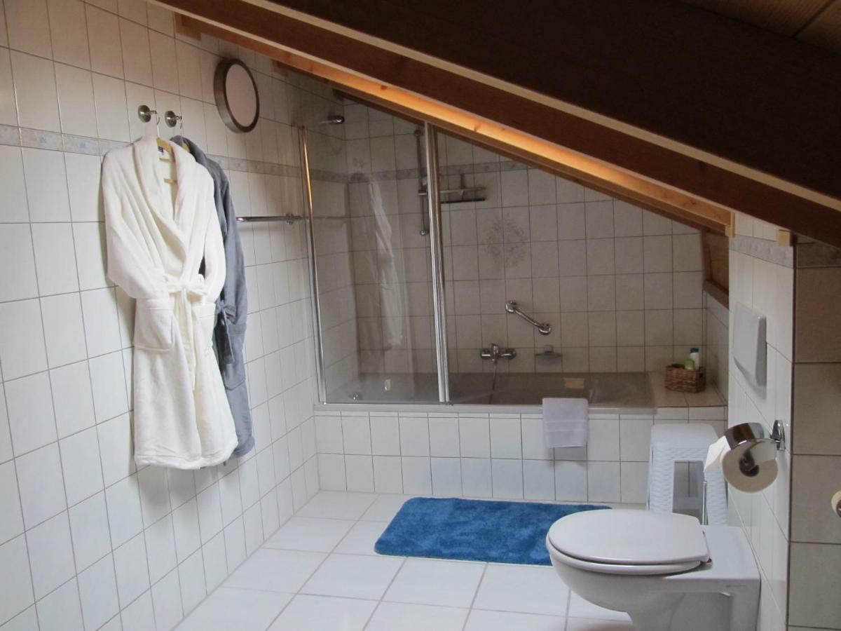 Ferienwohnung Bei Mutti Rottau Exteriör bild