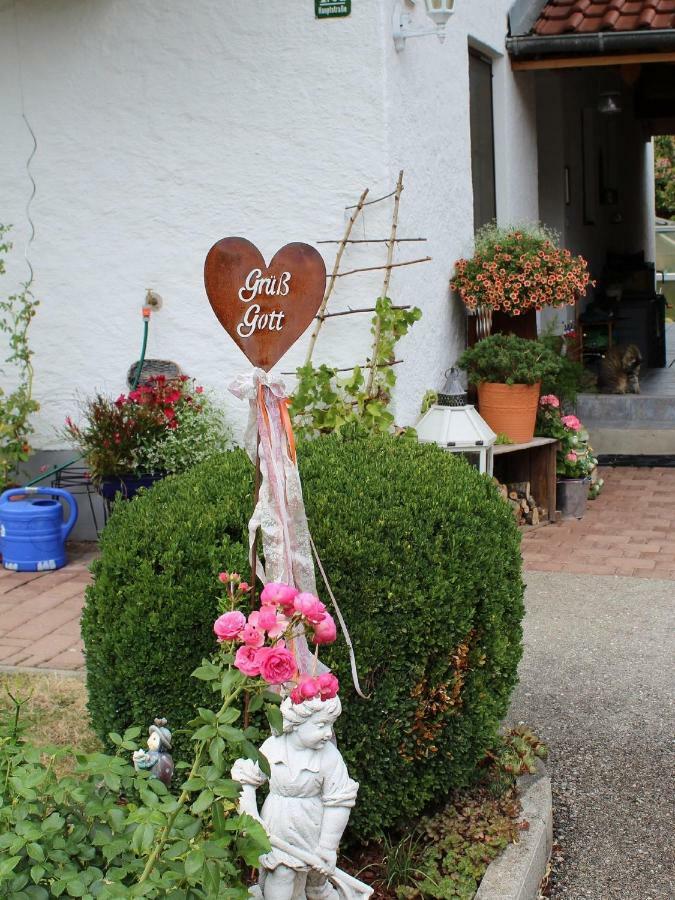 Ferienwohnung Bei Mutti Rottau Exteriör bild